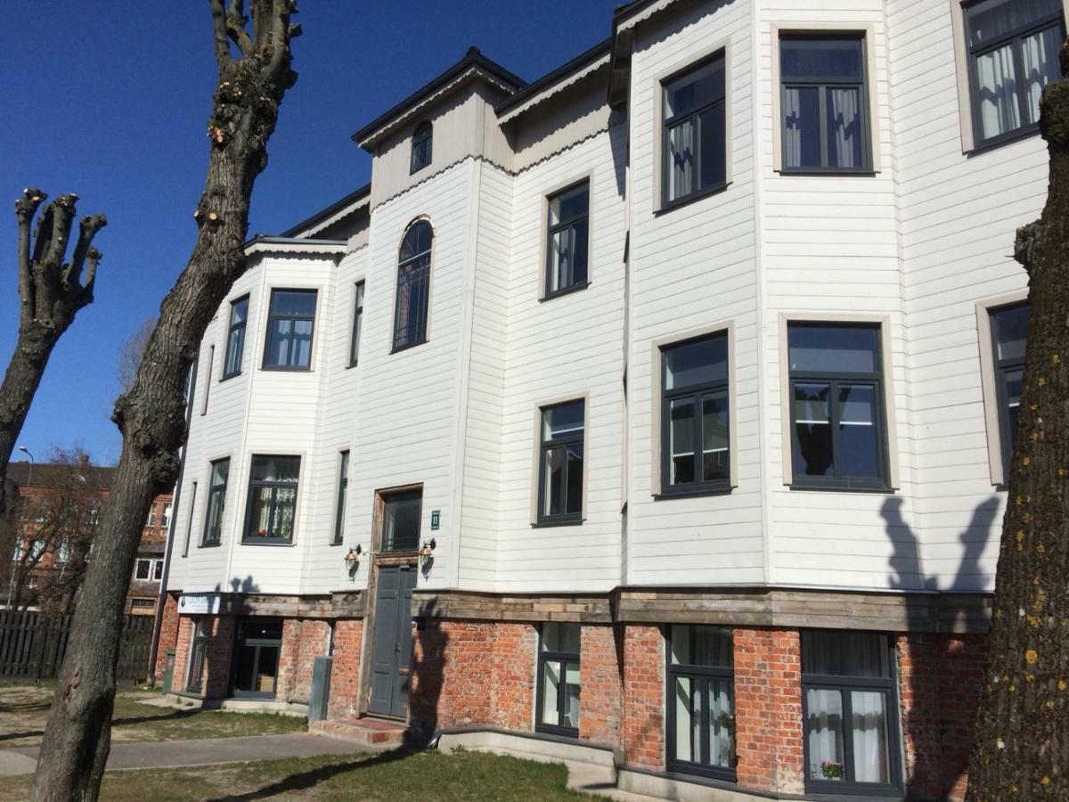 Simple & Elegant Apartment Liepaja Exterior photo